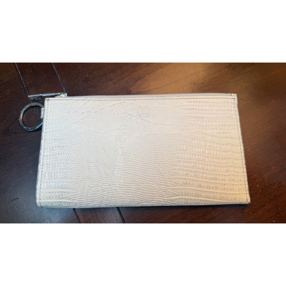 Oventure Key Ring Credit Card Holder Clutch Purse White 7" X 5"